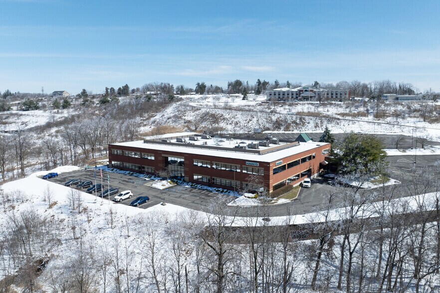 More Photos Of 1 Empire Dr, Rensselaer Office For Lease