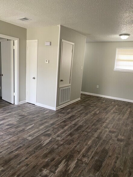 More Photos Of 119 N 35th Ave, Hattiesburg Apartments For Sale
