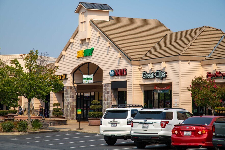 More Photos Of 3315-3395 Placer St, Redding Unknown For Lease