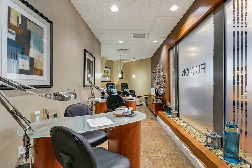 More Photos Of 266 NW Peacock Blvd, Port Saint Lucie Medical For Sale