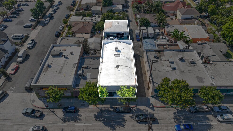 More Photos Of 8415 State St, South Gate Storefront For Sale