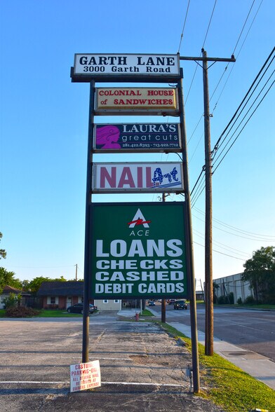 More Photos Of 3000-3010 Garth Rd, Baytown Storefront For Sale