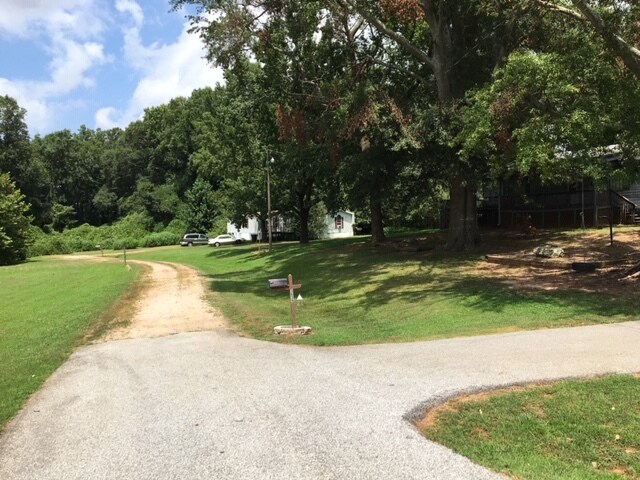 More Photos Of 3638 Thurmon Tanner Pkwy, Oakwood Land For Sale