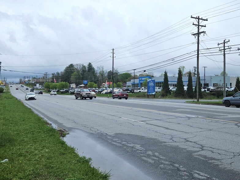 More Photos Of 1710 Spartanburg Hwy, Hendersonville Land For Sale