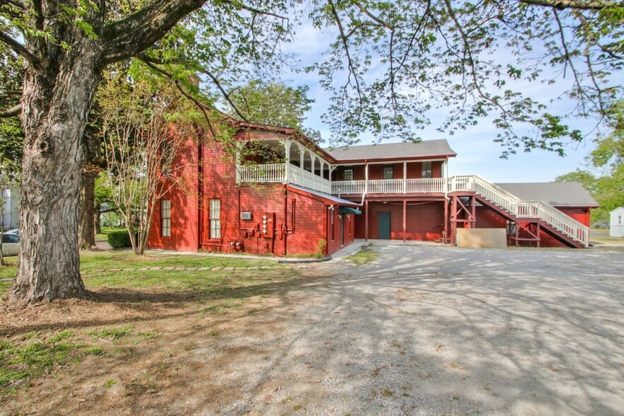 More Photos Of 5294 Main St, Spring Hill Office Residential For Sale