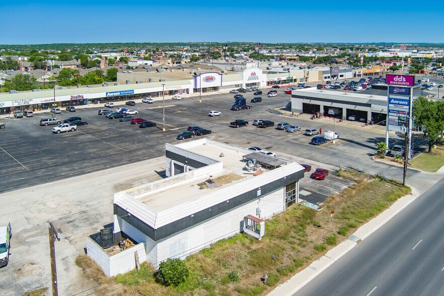 More Photos Of 1759 SW Loop 410, San Antonio Auto Repair For Sale