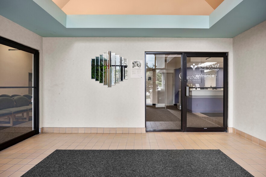 More Photos Of 2 Chelsea Pl, Clifton Park Medical For Sale