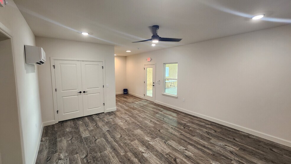 More Photos Of 159 Armstrong Ct, Norman Flex For Sale