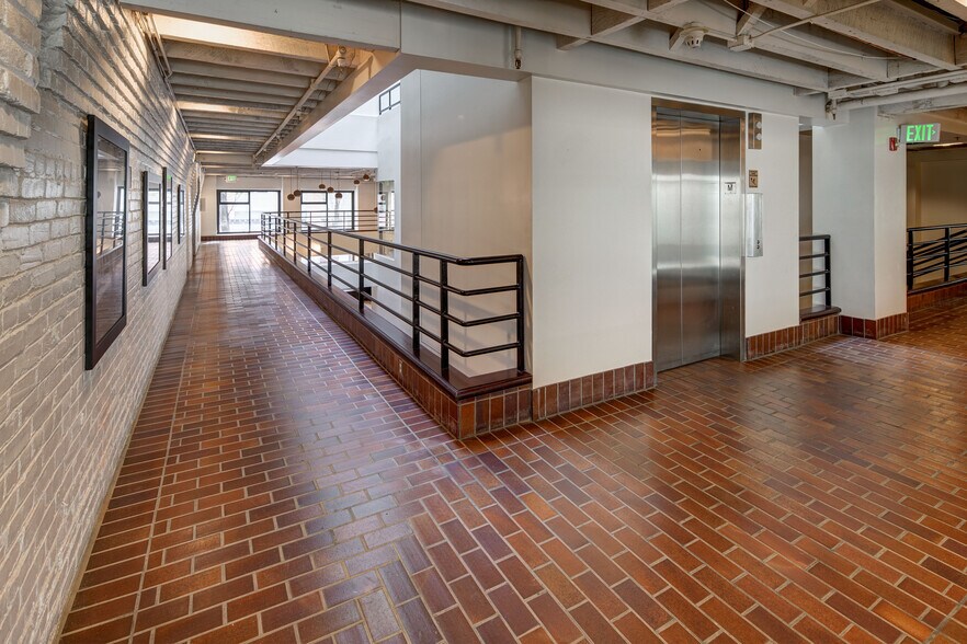 More Photos Of 308 SW 1st Ave, Portland Office For Lease