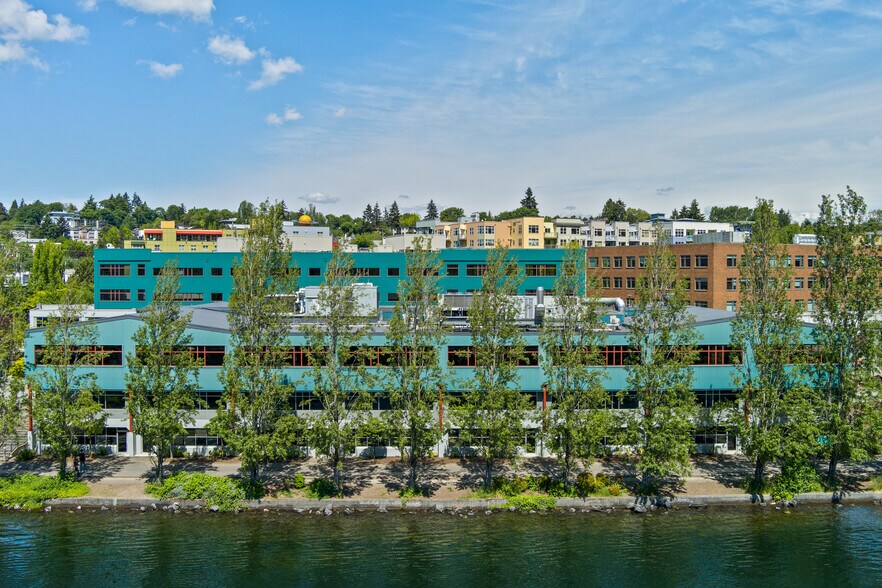More Photos Of 551 N 34th St, Seattle Office For Lease