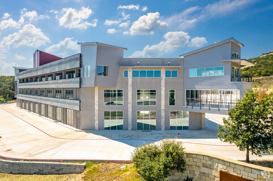 More Photos Of 20327 W Interstate 10, San Antonio Office For Lease