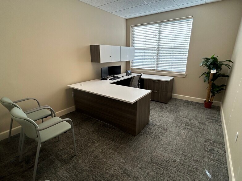 More Photos Of 2600 Centennial Pl, Tallahassee Medical For Lease