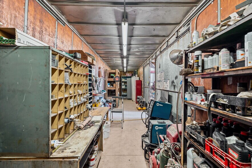 More Photos Of 7659 W Hatcher Rd, Peoria Warehouse For Sale