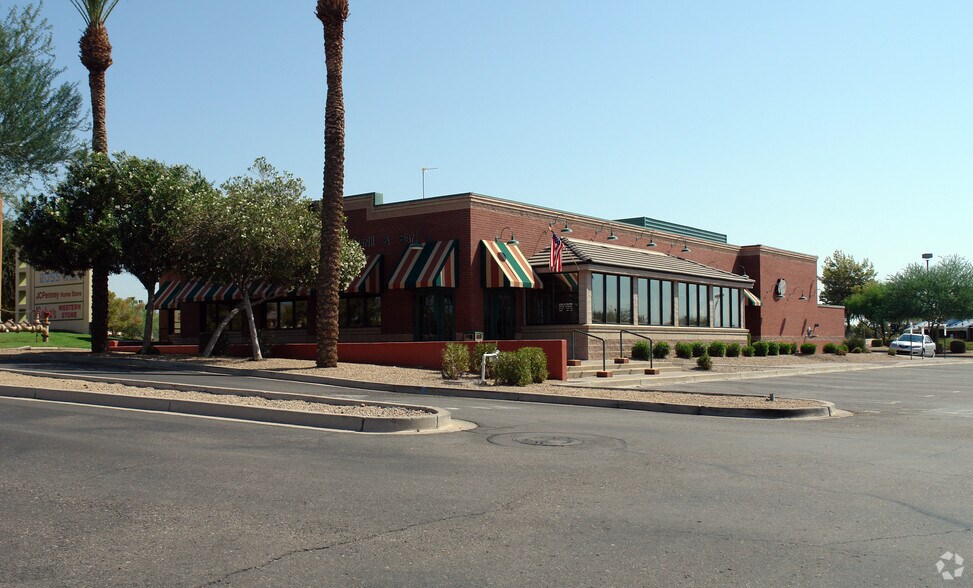 More Photos Of 8055 W Bell Rd, Peoria Unknown For Lease