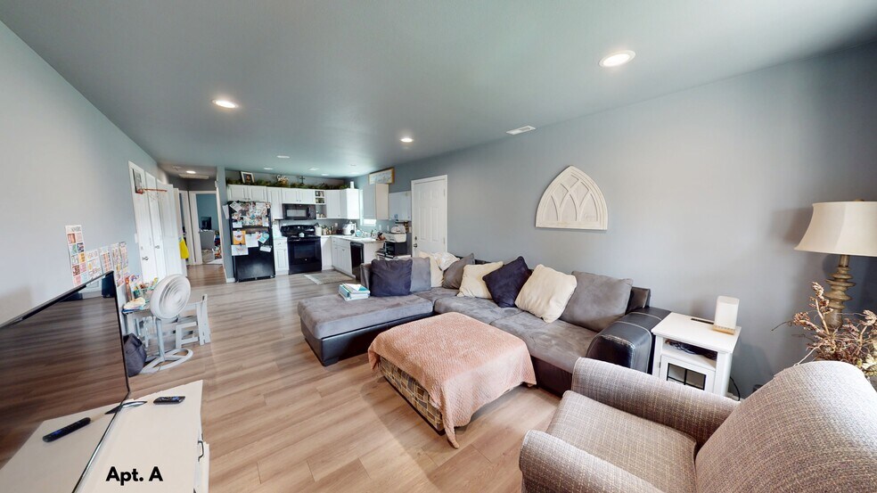 More Photos Of , Kinsley Multifamily For Sale