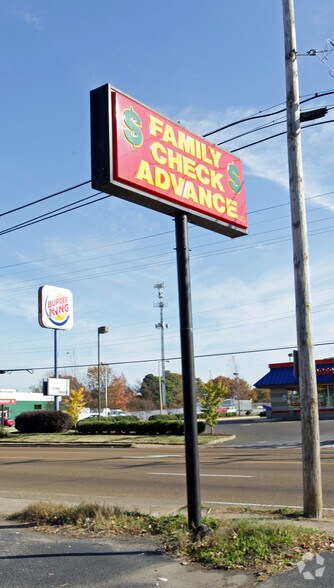 More Photos Of 4271-4273 Elvis Presley Blvd, Memphis Freestanding For Lease