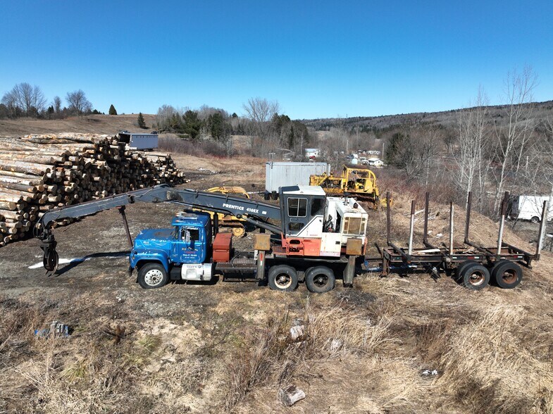 More Photos Of 109 River Rd, Orleans Specialty For Sale