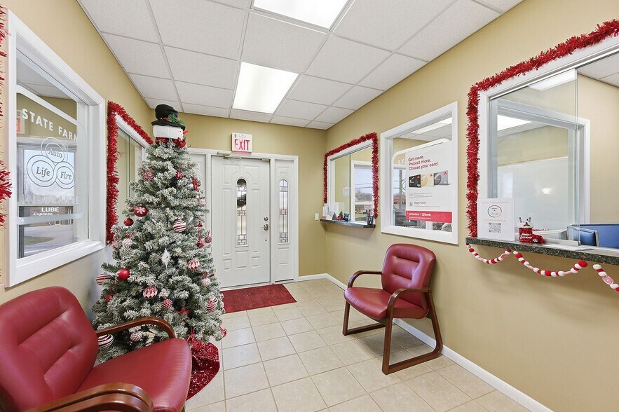More Photos Of 1030 Main St, Milford Office For Sale