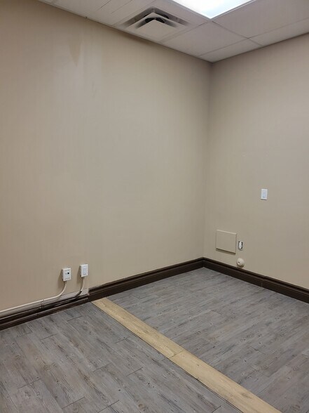 More Photos Of 355 Loutit Rd, Fort McMurray Apartments For Lease