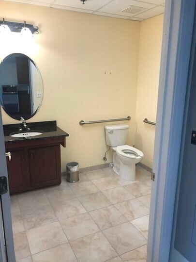 More Photos Of 3 Market St, Plainsboro Unknown For Lease