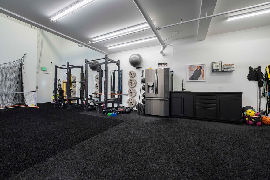 More Photos Of 130 Gulf Stream Ln, Hailey Flex For Sale