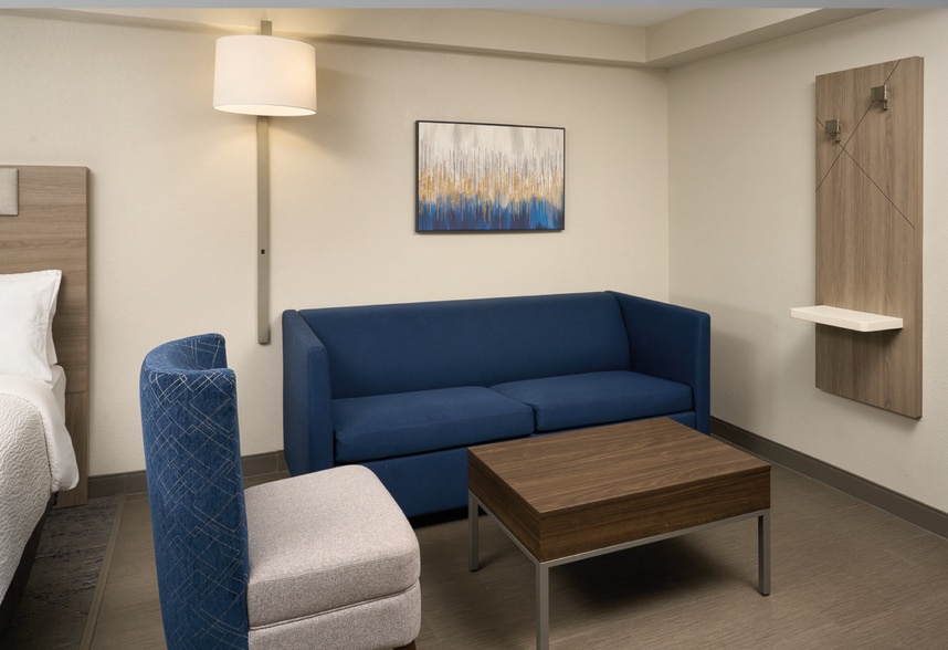 More Photos Of 11520 SW 88th St, Miami Hotel For Sale