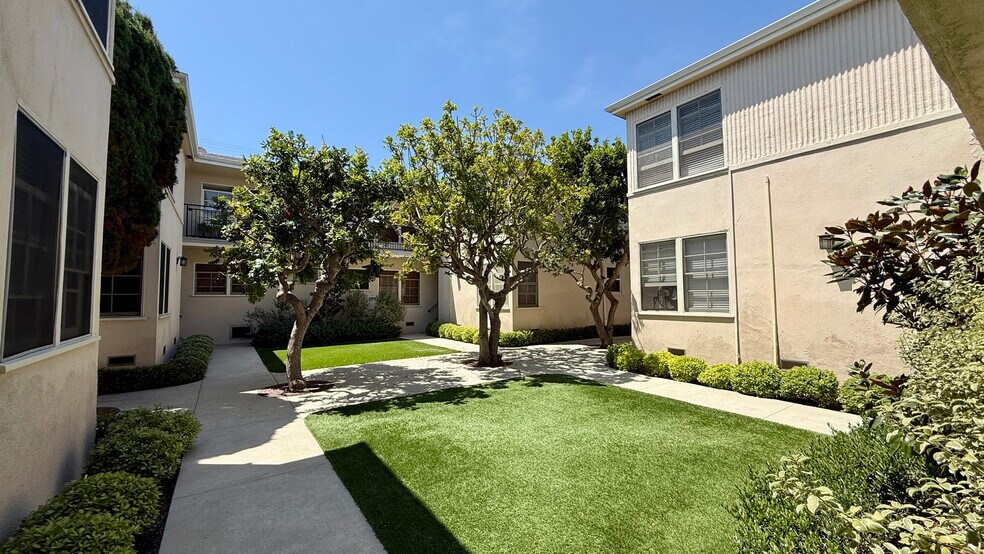 More Photos Of 228 Idaho Ave, Santa Monica Apartments For Sale