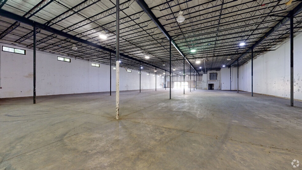 More Photos Of 6500 N Powerline Rd, Fort Lauderdale Warehouse For Lease