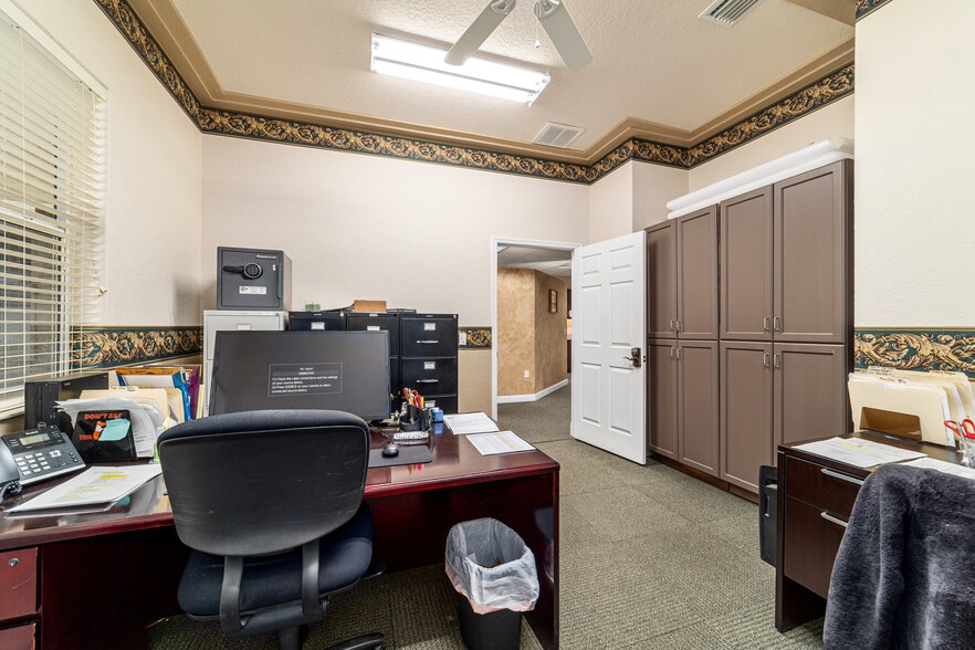 More Photos Of 434 SW 14 St, Ocala Office Residential For Sale