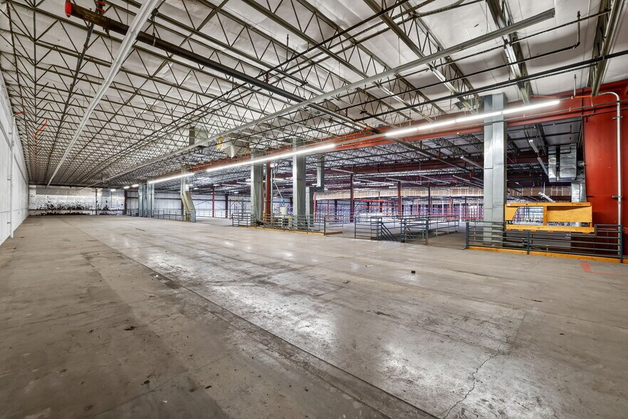 More Photos Of 12745 Earhart Ave, Auburn Distribution For Sale