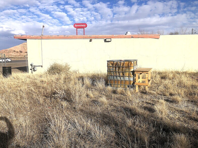 More Photos Of 2650 U.S. Rte 66 Hwy, Gallup Flex For Sale