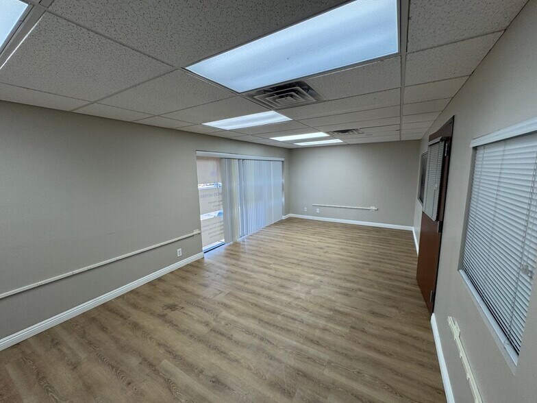 More Photos Of 2225 E Flamingo Rd, Las Vegas Unknown For Lease