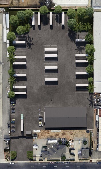 More Photos Of 1633 S Campus Ave, Ontario Warehouse For Lease
