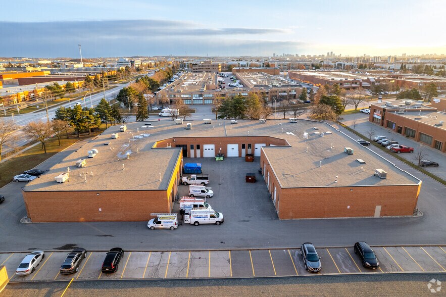 More Photos Of 668 Millway Ave, Vaughan Flex For Lease
