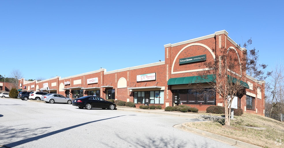 More Photos Of 800 Highway 54 W, Fayetteville Unknown For Lease