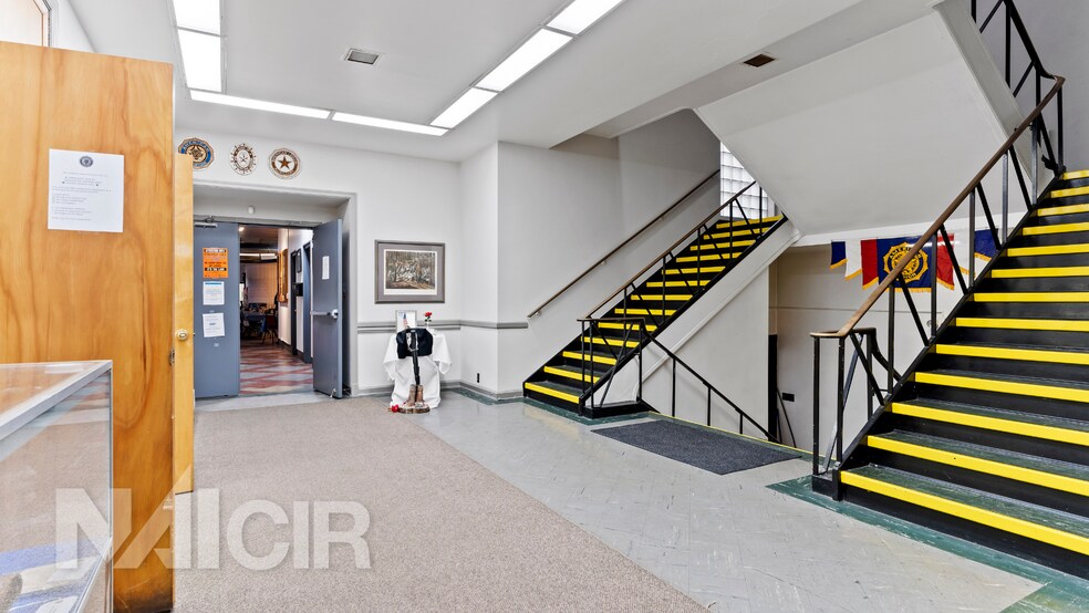 More Photos Of 142 N Hanover St, Carlisle Lodge Meeting Hall For Sale