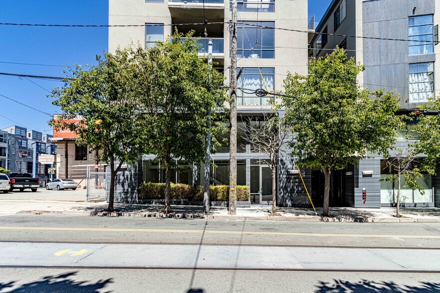Primary Photo Of 550-560 18th St, San Francisco Apartments For Lease