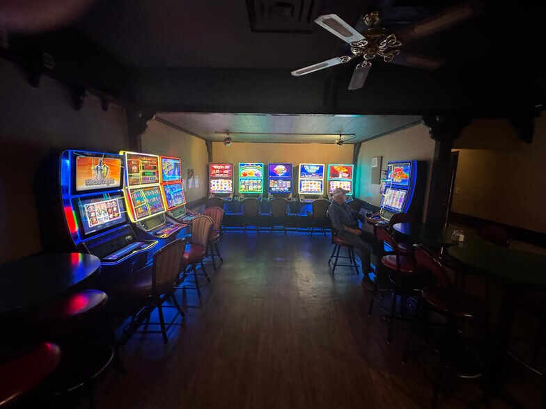 More Photos Of 6011 49 St, Barrhead Hotel For Sale