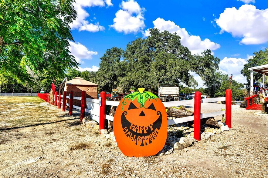 More Photos Of 1877 County Road 4713, La Coste Land For Sale