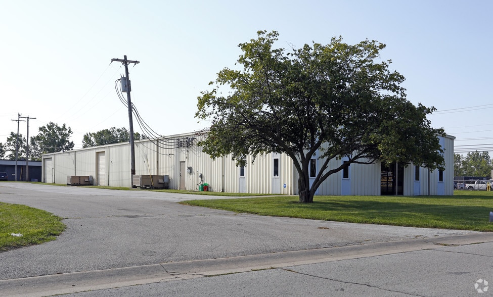 More Photos Of 6100 American Rd, Toledo Manufacturing For Sale