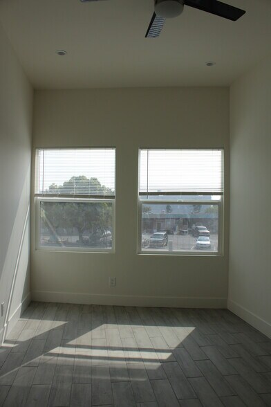 More Photos Of 8317 Whittier Blvd, Pico Rivera Storefront Retail Residential For Sale