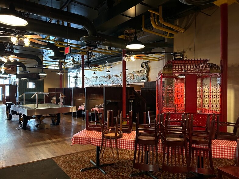 More Photos Of 310 Court Ave, Des Moines Restaurant For Sale