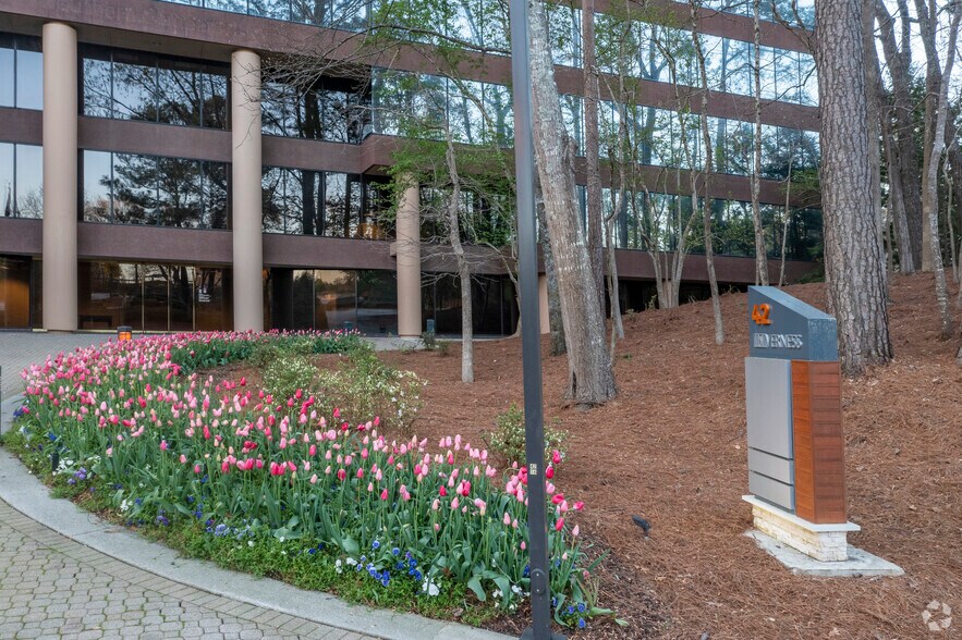 More Photos Of 44 Inverness Center Pky, Birmingham Unknown For Lease