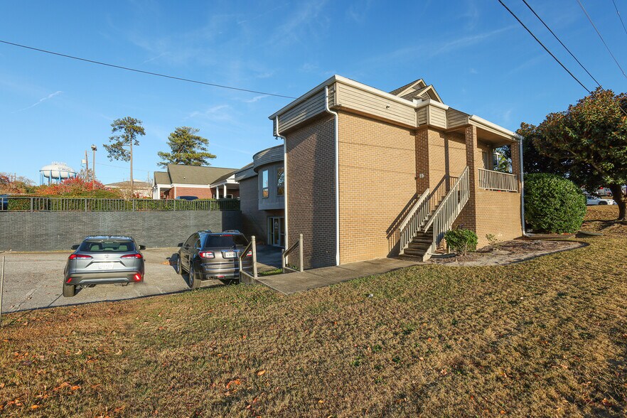 More Photos Of 8311 Two Notch Rd, Columbia Office For Sale