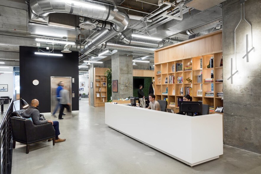 More Photos Of 711 N High St, Columbus Coworking Space