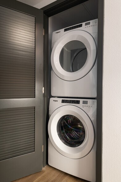 More Photos Of 1800 Beverly Blvd, Los Angeles Apartments For Lease