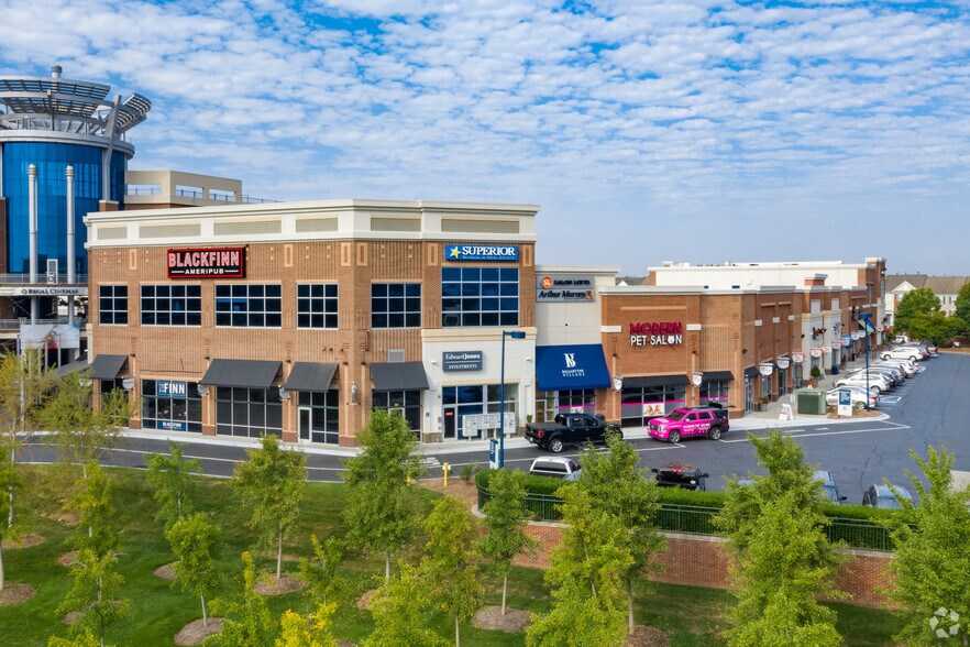 More Photos Of 14825 Ballantyne Village Way, Charlotte Unknown For Lease