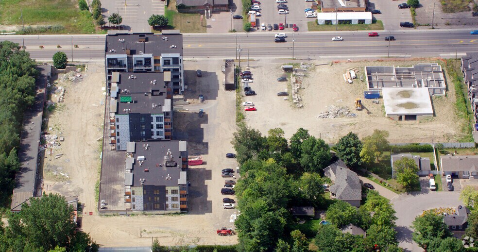 Primary Photo Of 13225 Boul Du Curé-Labelle, Mirabel Apartments For Sale