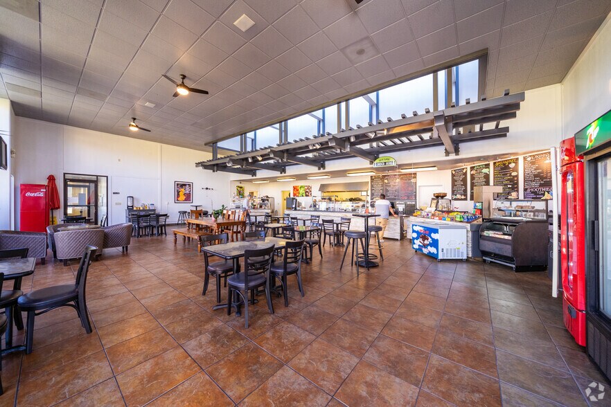 More Photos Of 1650 S Amphlett Blvd, San Mateo Unknown For Lease