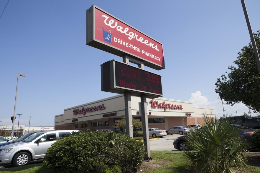 More Photos Of 4200 Chef Menteur Hwy, New Orleans Convenience Store For Lease